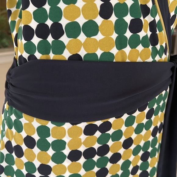 BCBGMAXAZRIA Faux Wrap Top Blue Green Size Medium M Excellent Condition - Picture 4 of 9